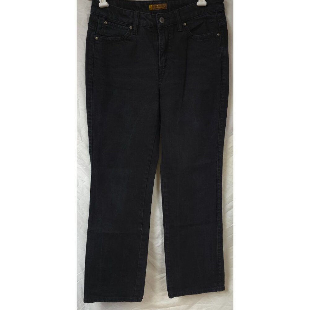 Wrangler Aura Womens 6R/AVG Black Regular Rise Straight Denim Jeans 30x31